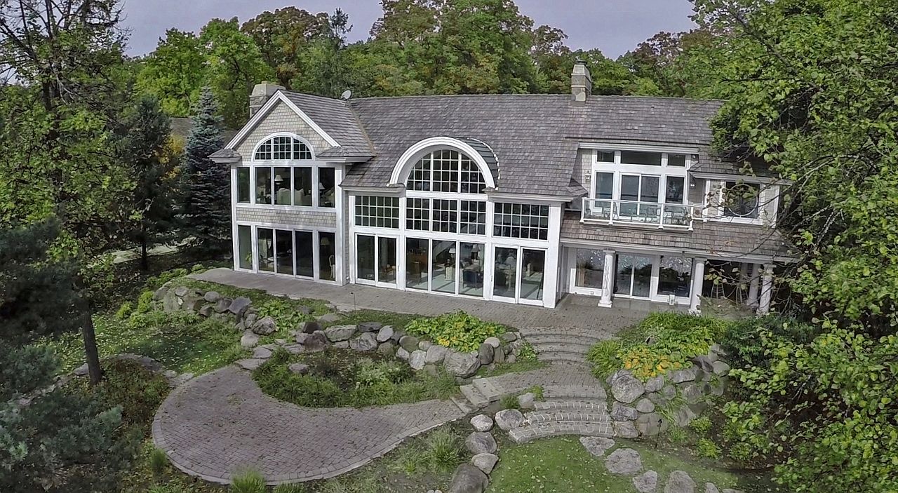 385 Gray Woods Ln, Lake Angelus, MI 48326 Zillow