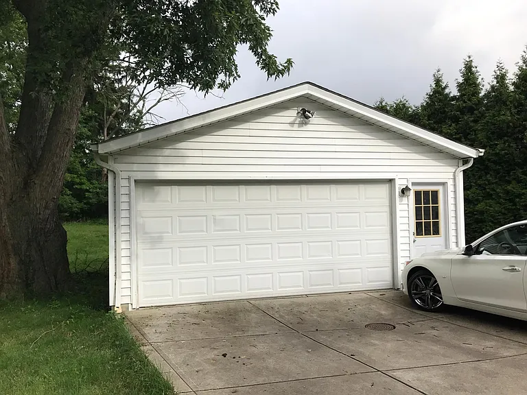 1508 Commodore Rd — Photo 4