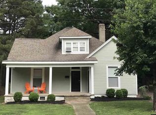 222 Oakland St, Martin, TN 38237