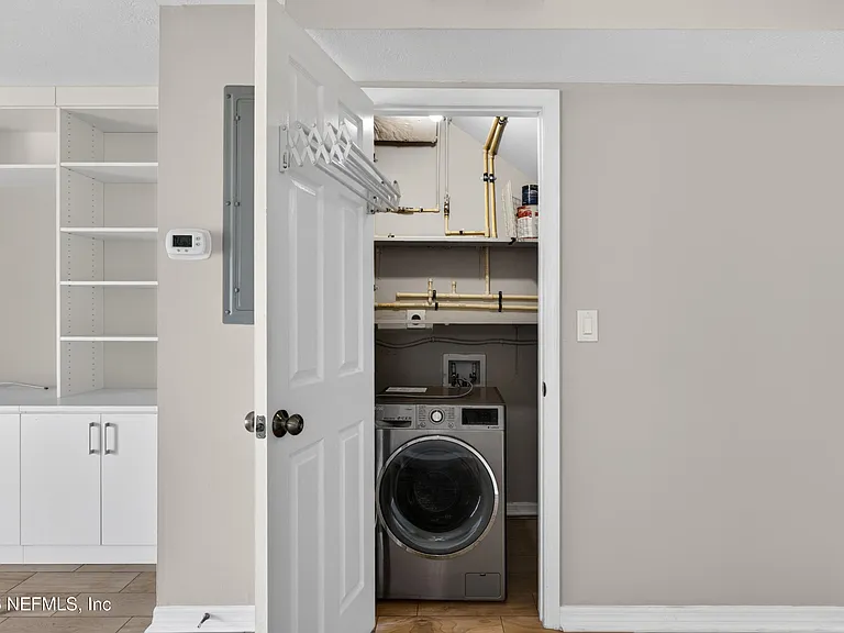 83 Comares Ave #4B — Photo 25