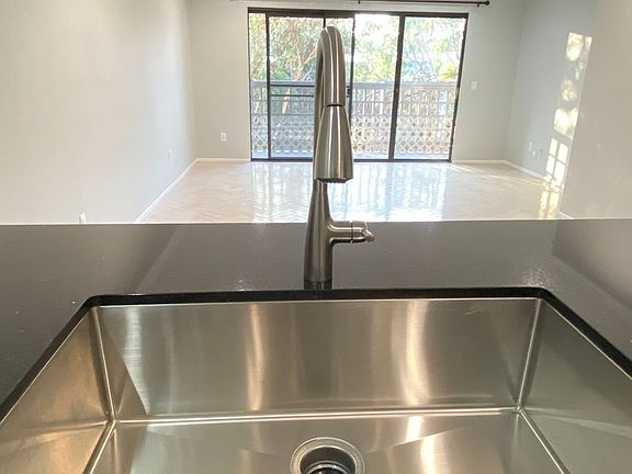 5th image of 4260 3rd Ave APT 203