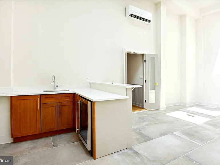 1329 Connecticut Ave NW #300 — Photo 48