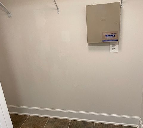 4th image of 2413 Huntington Park Dr #2413