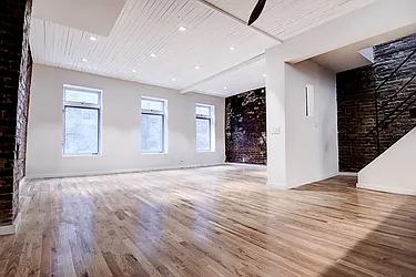 Rented by Urbane Brokerage