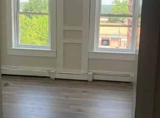 688 High St #2C, Holyoke, MA 01040