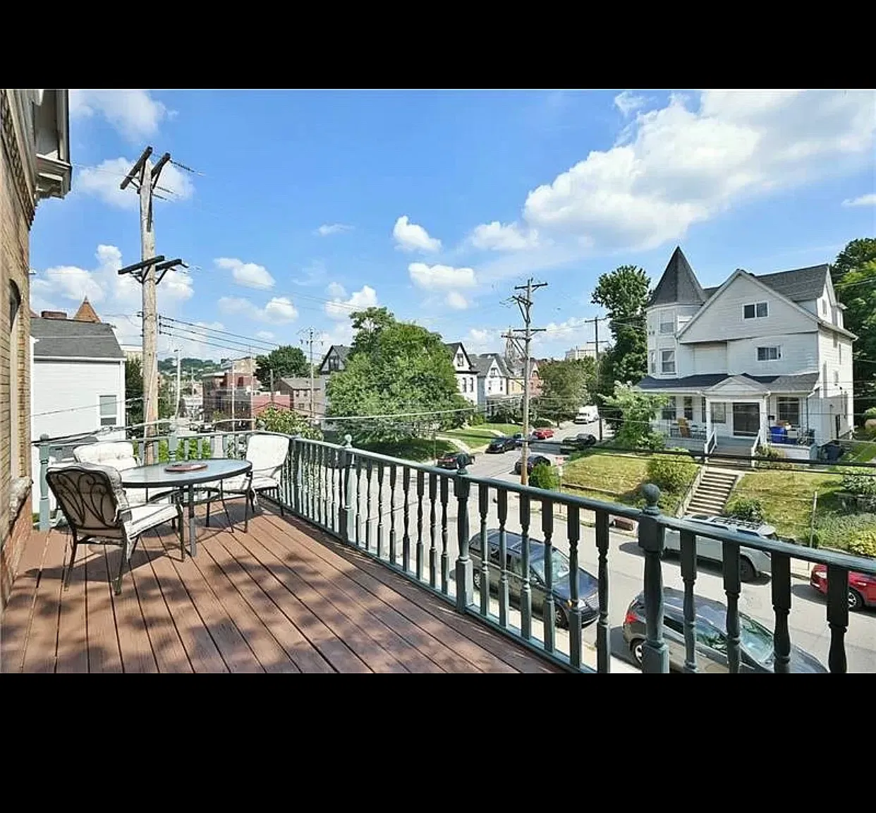 628 College St — Photo 3