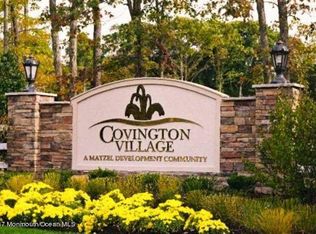 710 Amy Ct, Lakewood, NJ 08701