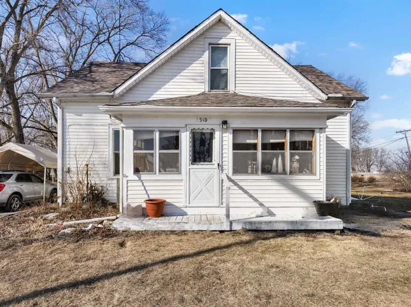 510 Mulvain St, Durand, IL 61024