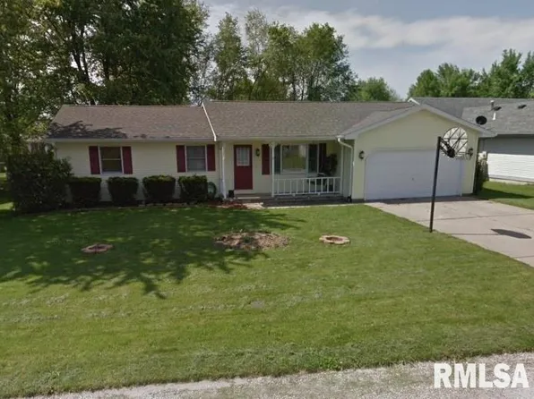 15 Santa Fe Dr, Auburn, IL 62615