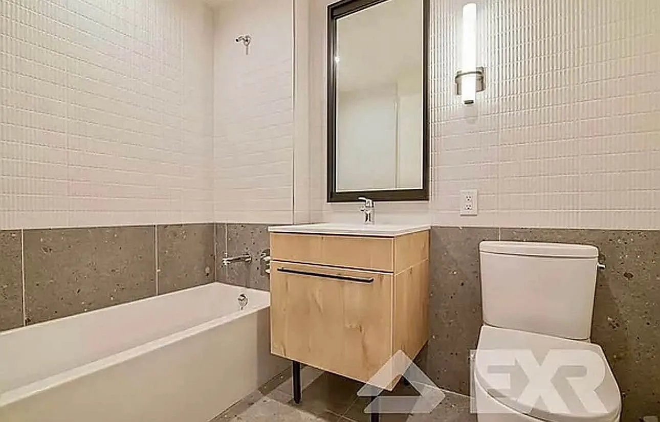 160 Clarkson Avenue — Photo 4