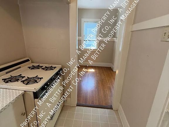 2nd image of 234 N Newport Ave #B