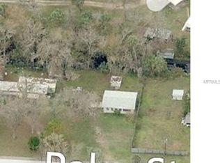 210 Palm St, Inglis, FL 34449