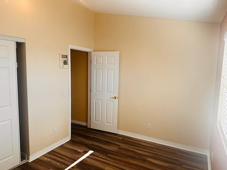 4218 Van Dyke Ave #3 — Photo 5