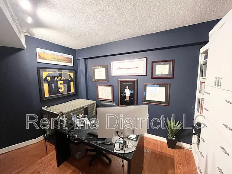 555 Massachusetts Ave NW #301 — Photo 12