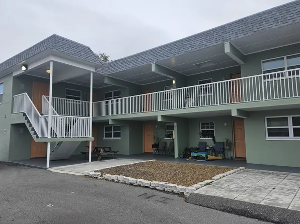 2035 Alpine Rd APT 3, Clearwater, FL 33755