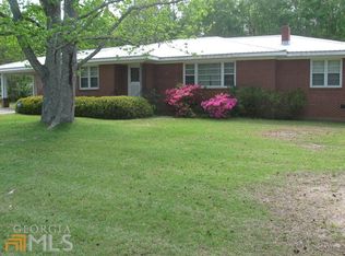424 Parkman Dr, Manchester, GA 31816