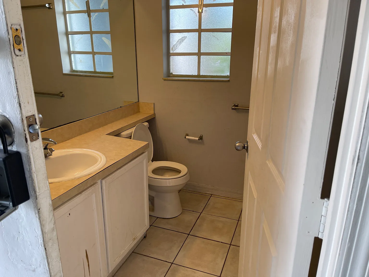 2 bed, 1008 sqft, $1,500 — Photo 3