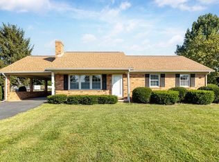 197 Tinkling Spring Rd, Fishersville, VA 22939
