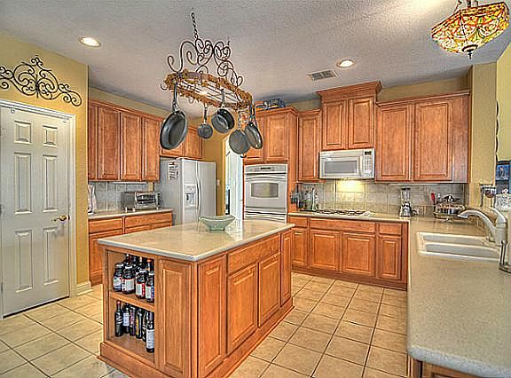 3rd image of 14690 Pensham Dr