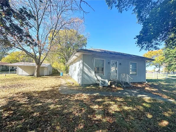 101 N Broadway St, Franklin, KS 66735