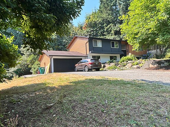 2nd image of 5616 227th St SE