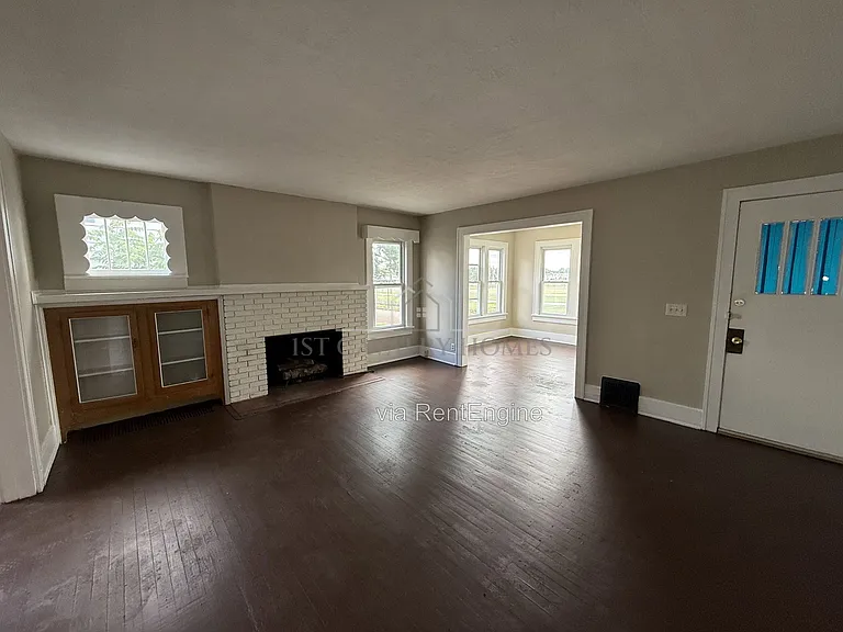 301 Roslyn Ave NW #303 — Photo 7