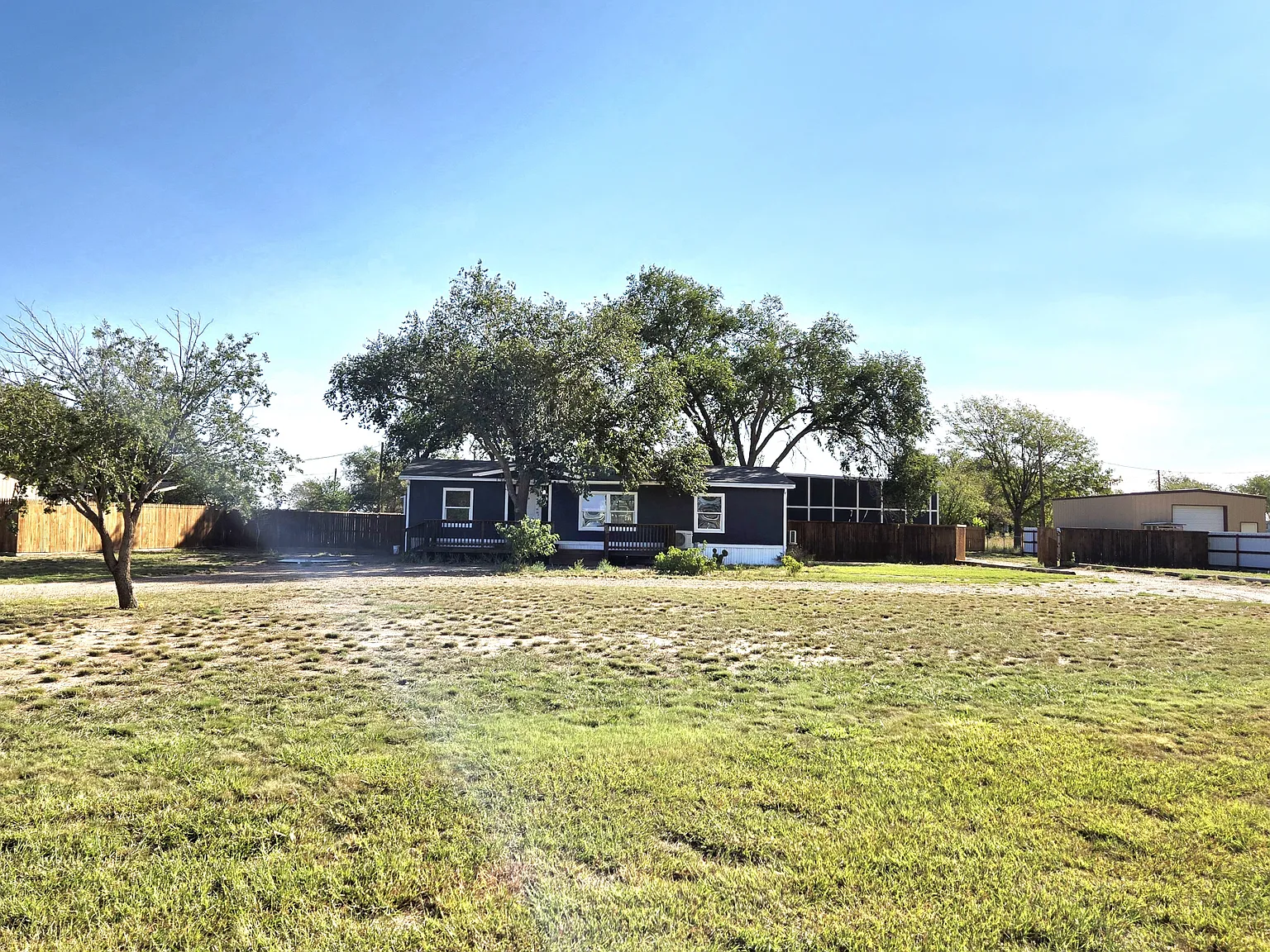 9007 Dawson Avenue - 1 — Photo 3