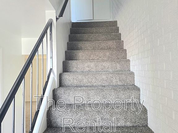 5th image of 1003 N Grandview Ave