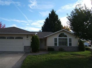 3300 Blackthorn Dr, Medford, OR 97504