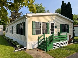 49 Handsome Lake Dr, Caledonia, NY 14423