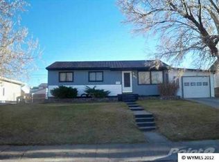 318 E Davis St, Rawlins, WY 82301