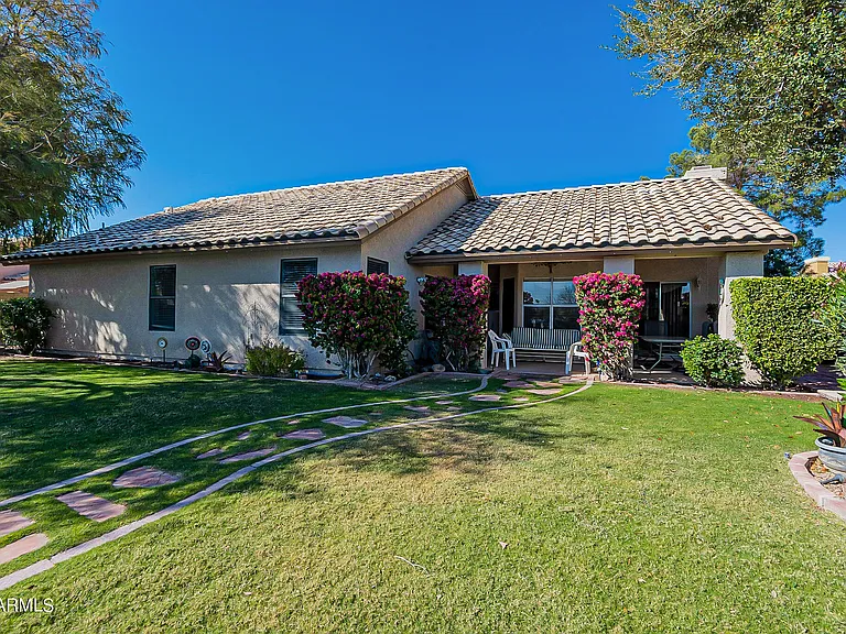 9023 W Lisbon Ln — Photo 65