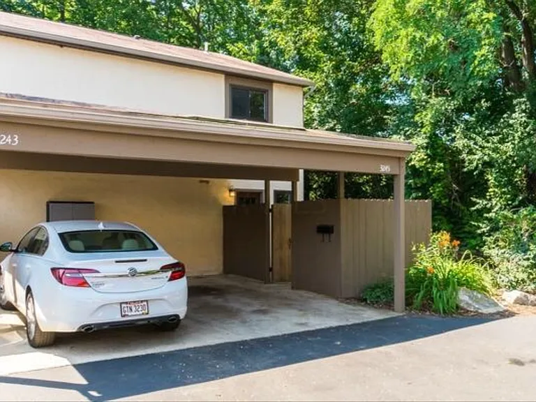 3245 Summerdale Ln — Photo 20