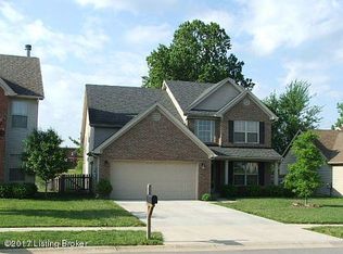 6802 Woodhaven Place Dr, Louisville, KY 40228
