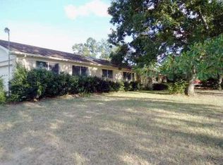 100 Pecan St, Arp, TX 75750