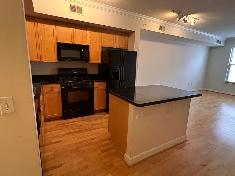 1441 Rhode Island Ave NW #705 — Photo 9