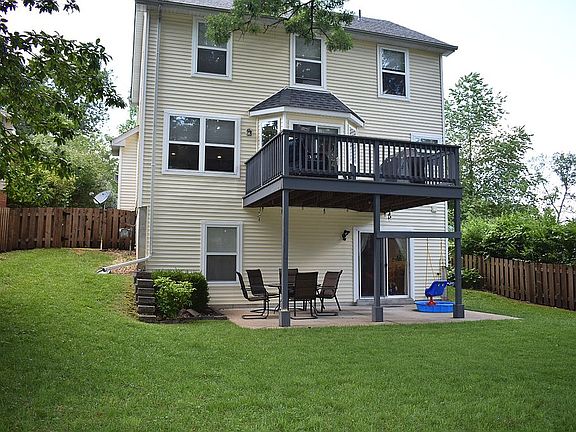 2nd image of 1010 Ferndale Ave