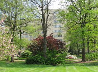 6631 Wakefield Drive #718, Alexandria, VA 22307