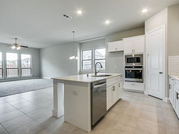 2nd image of 1908 Edward Dr