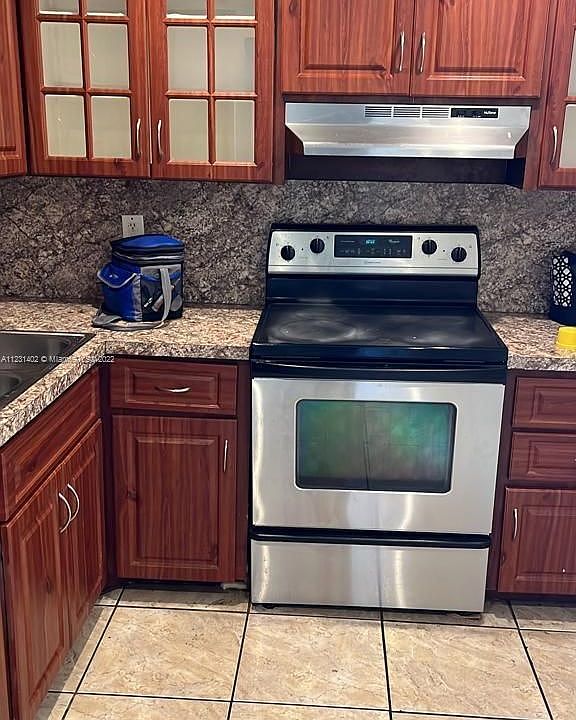 1st image of 15600 NW 7th Ave APT 814
