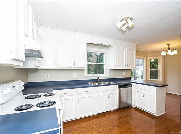 2nd image of 3830 Wild Country Way