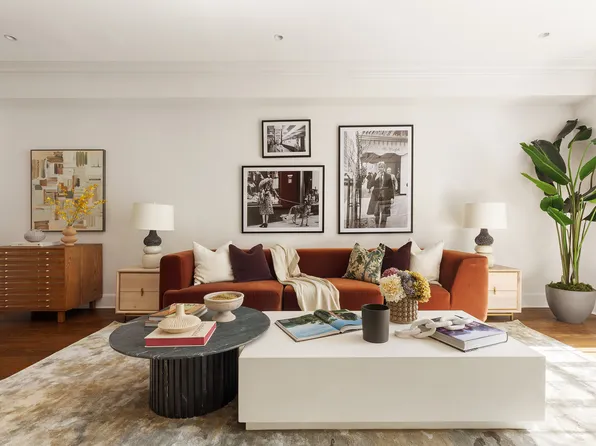 115 East 67th Street image 2 of 20