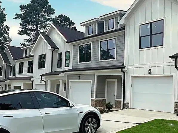 122 Chella Ct, Sanford, NC 27330