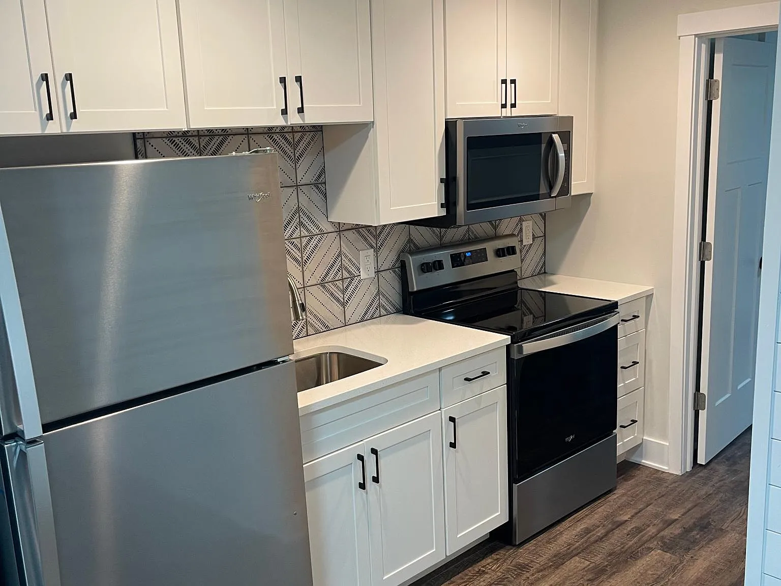 1117 Niles Ave — Photo 4