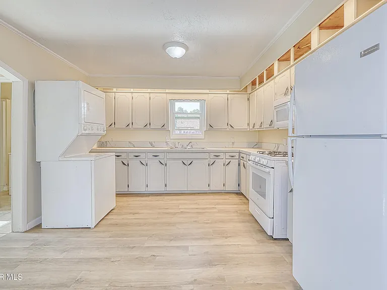 4408 Arlen Ave — Photo 8