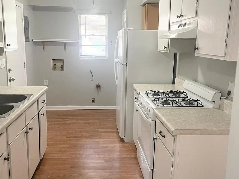 28 Pittman Cir — Photo 6
