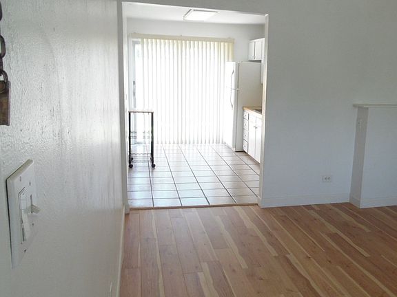 3rd image of 720 Miller Ct #D