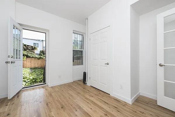 Rented by REAL New York | media 1