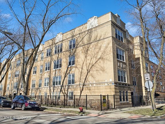 2nd image of 7300 N Wolcott Ave #301