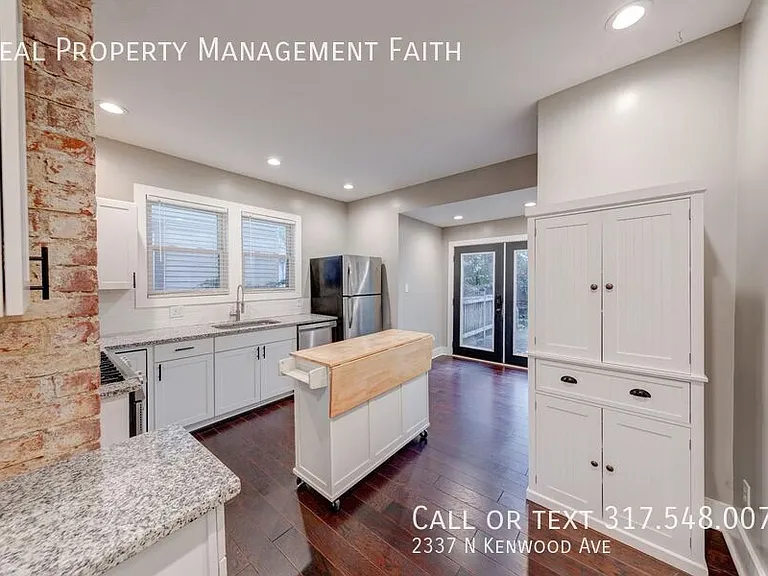 2337 N Kenwood Ave — Photo 10